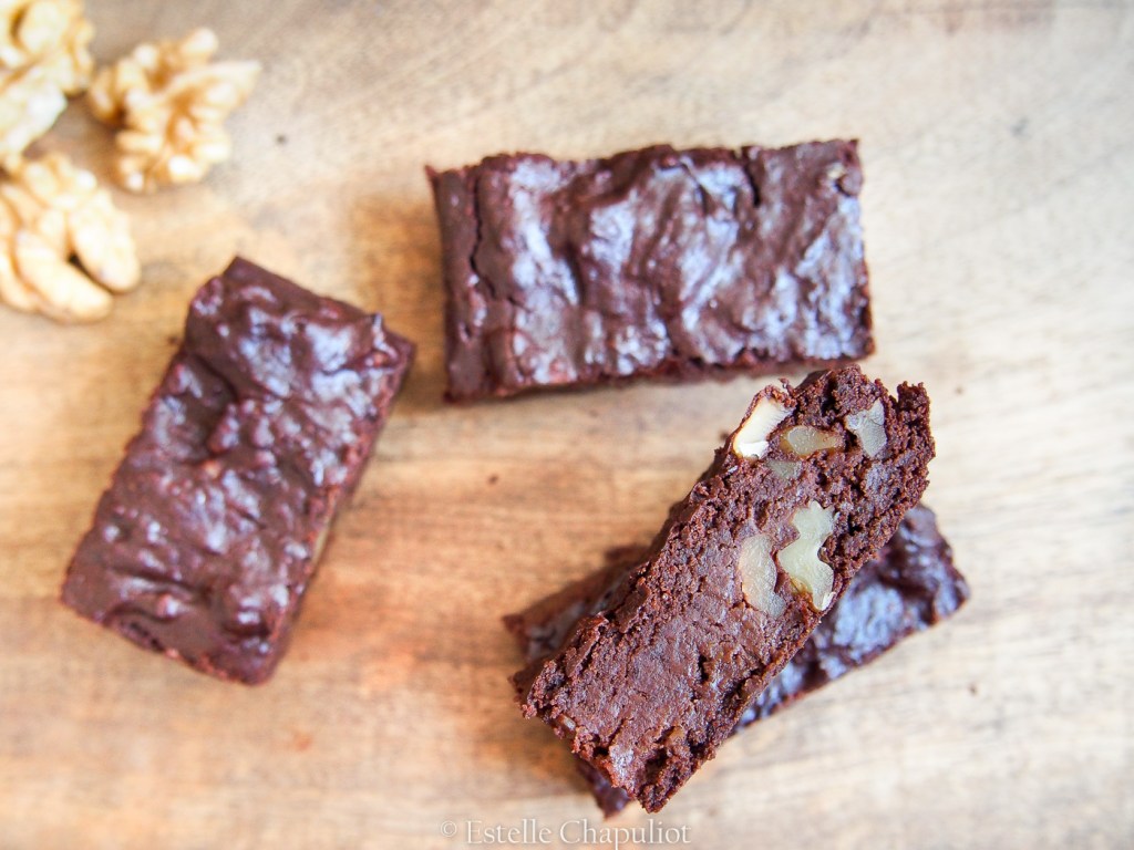Brownie chocolat-courgette-noix, vegan et sans gluten