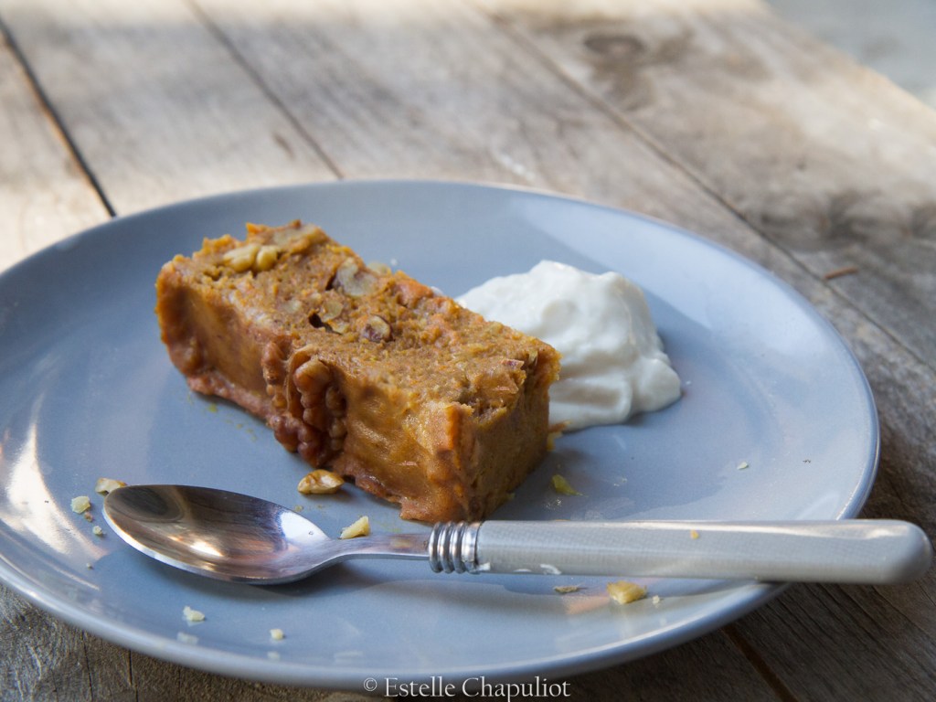 Gâteau fondant à la patate douce, à l'orange et à la cannelle - vegan et sans gluten
