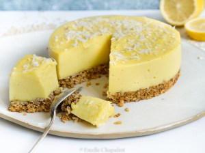 Entremet au citron végétal : crème au citron et base aux flocons d'avoine