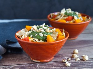 Pâtes de petit épeautre (papillons) au potimarron et sauce épinards - miso - cèpe (vegan)