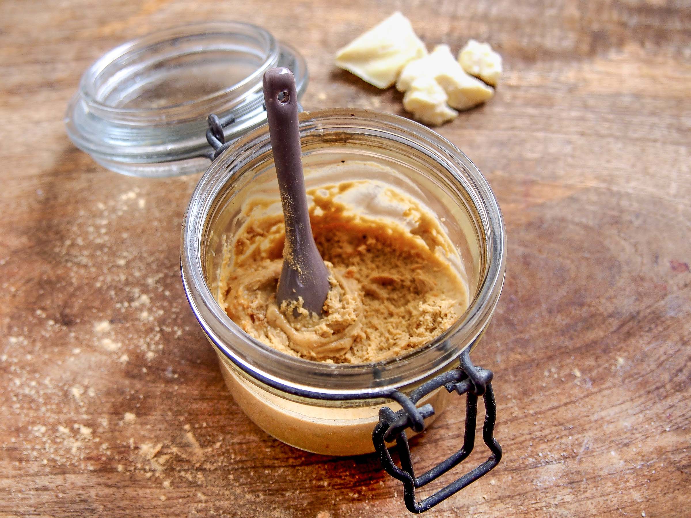 Mousses crues à la caroube du Pérou (mesquite) (sans gluten, sans lactose, sans sucre ajouté)