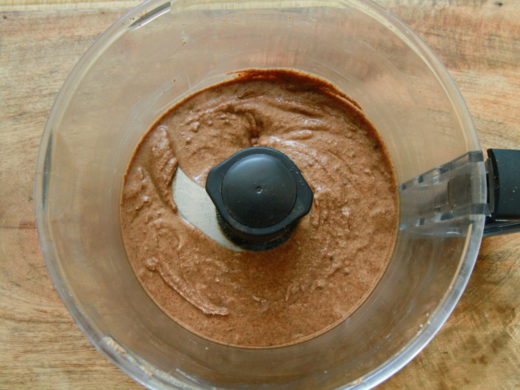 Pâte à tartiner aux amandes, au citron, au sucre complet et aux épices