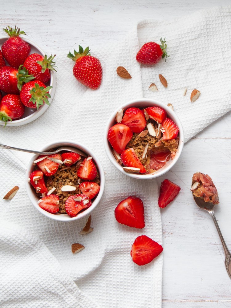 Crumble aux fraises (vegan, sans gluten)