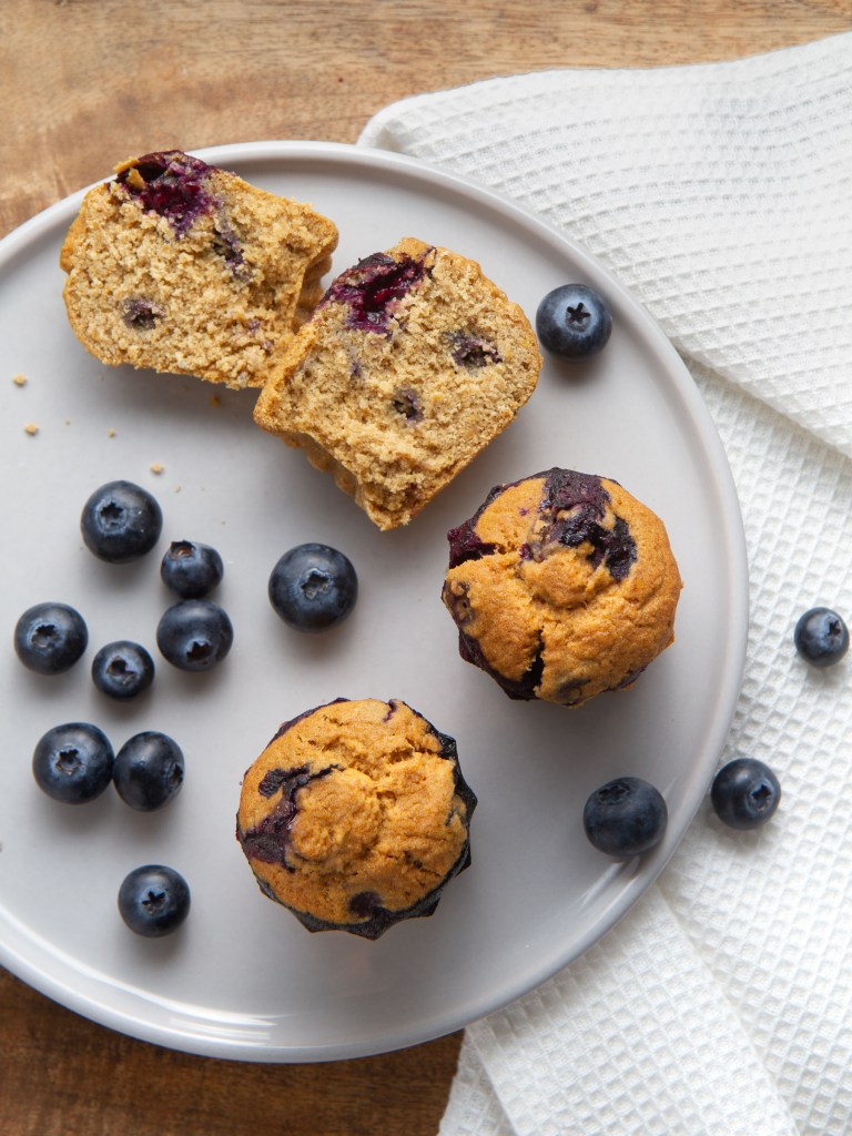 Muffins aux myrtilles fraîches (vegan, sans gluten)