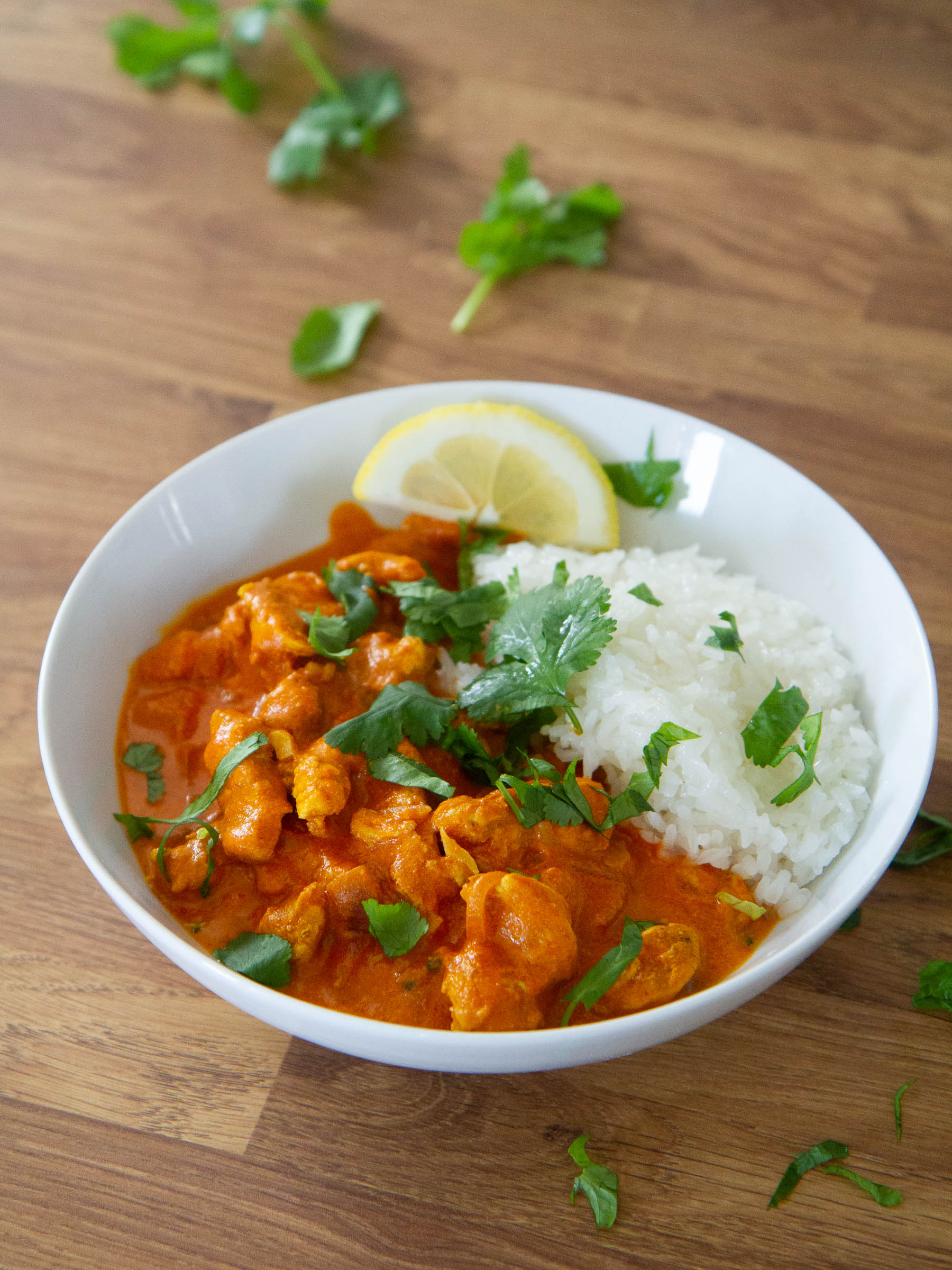 Poulet tomate lait de coco épices, riz gluant vapeur (sans gluten sans lait)
