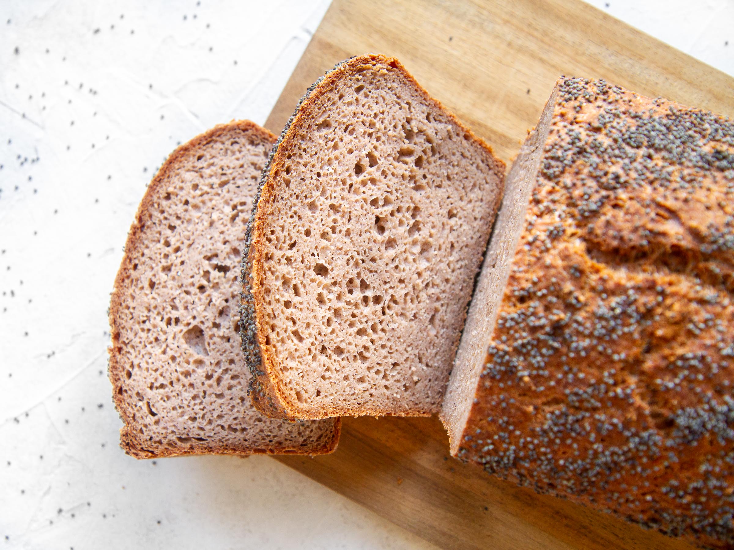 Pain sarrasin - sorgho (farines) fermenté à la levure (sans gluten)