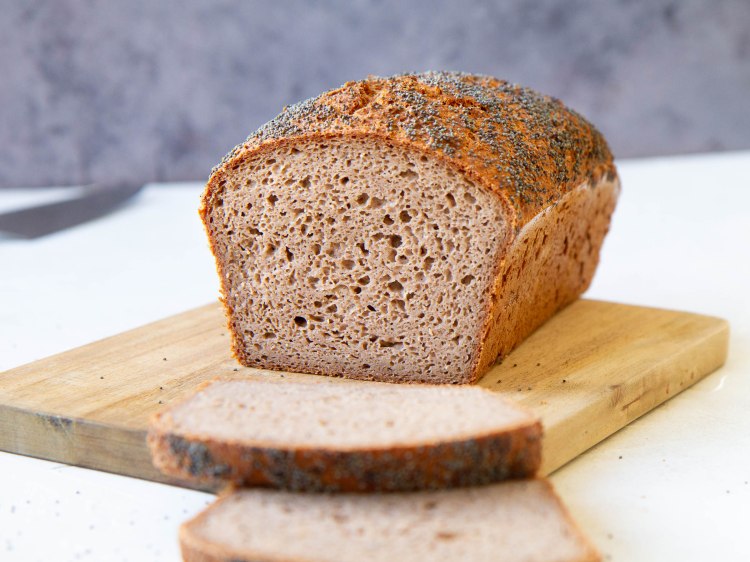 Pain sarrasin - sorgho (farines) fermenté à la levure (sans gluten)