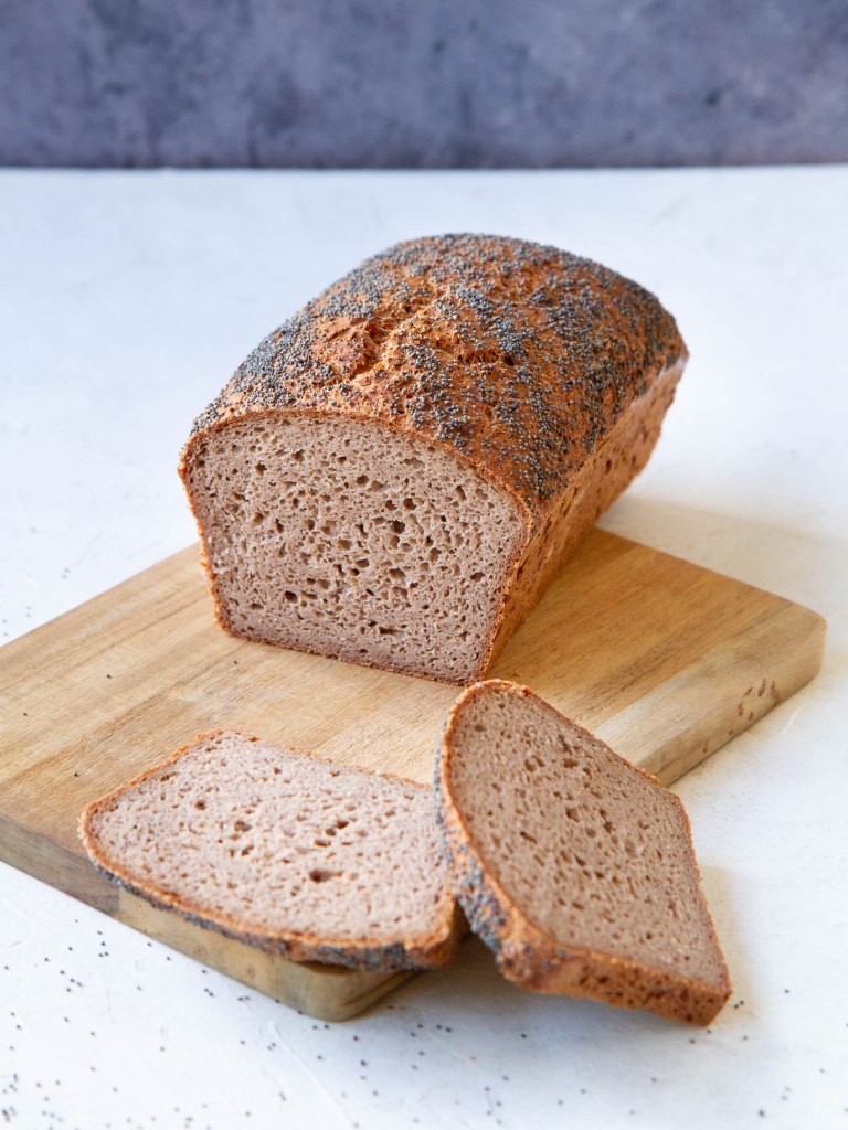 Pain sarrasin - sorgho (farines) fermenté à la levure (sans gluten)